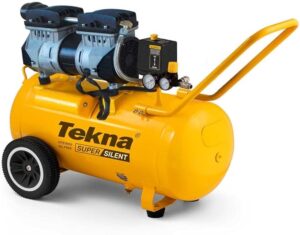 Compressor de Ar TEKNA Silencioso Isento de óleo 6,4 Pés 50 Litros CSP7050/50L É Bom